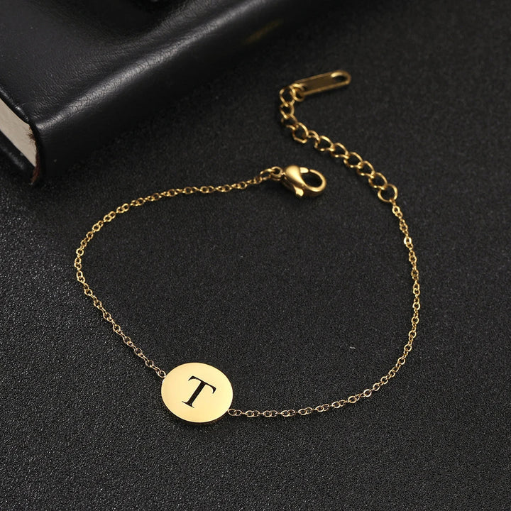 Amara™ | Bracelet initiales en acier inoxydable